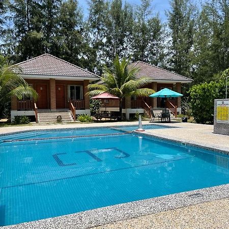 Hotel Casa Tanjung Jara Dungun Exterior foto